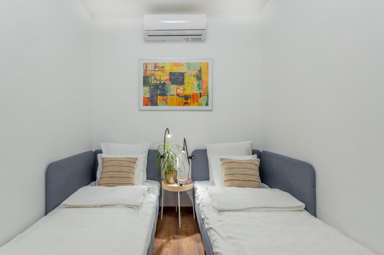 Central Avenue Apartment 布达佩斯 外观 照片